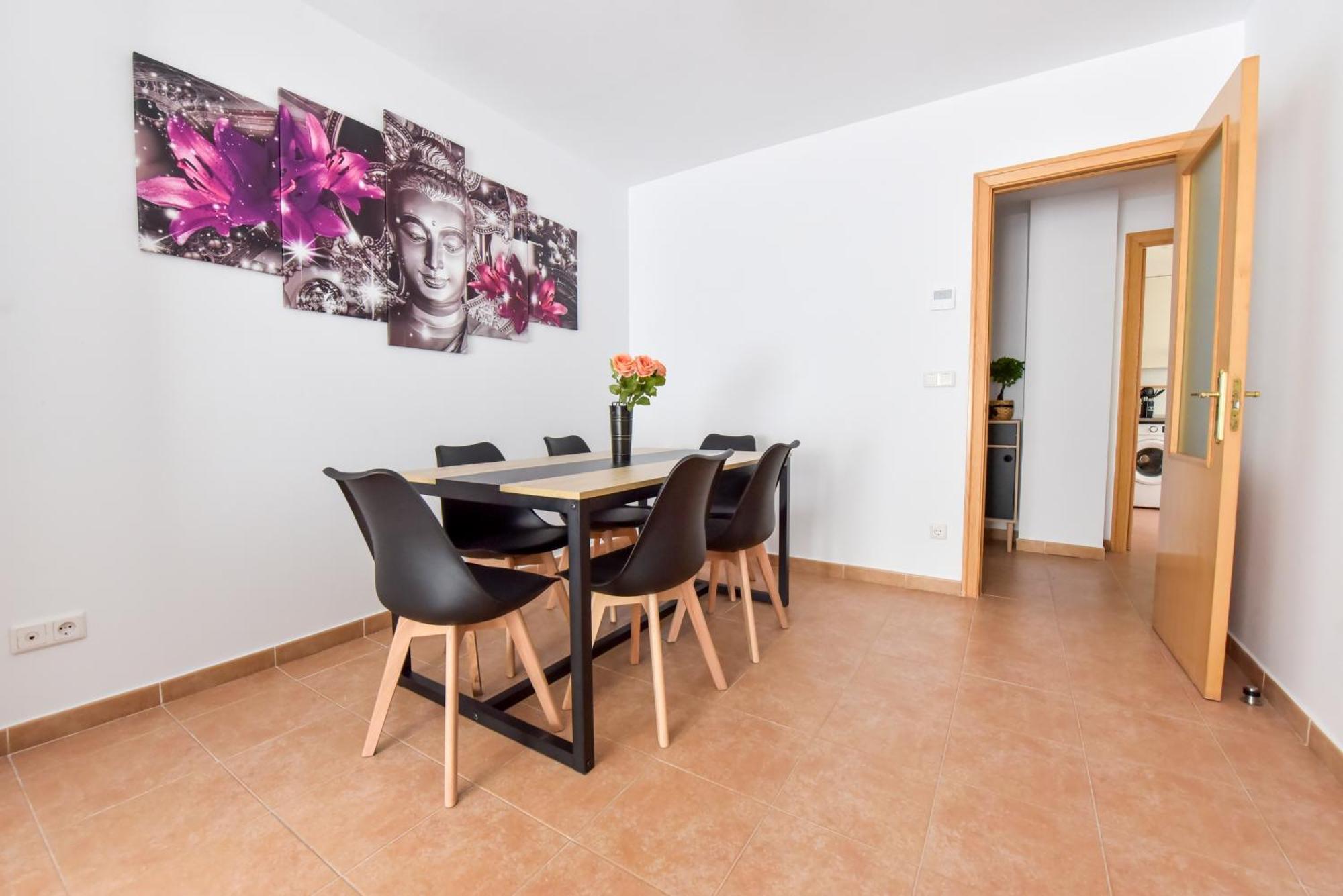 New Premium Apartment - Free Parking & Pools 라알가바 외부 사진