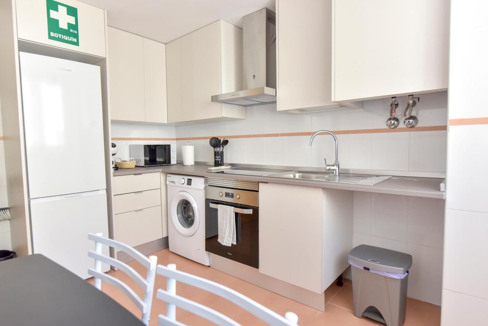 New Premium Apartment - Free Parking & Pools 라알가바 외부 사진