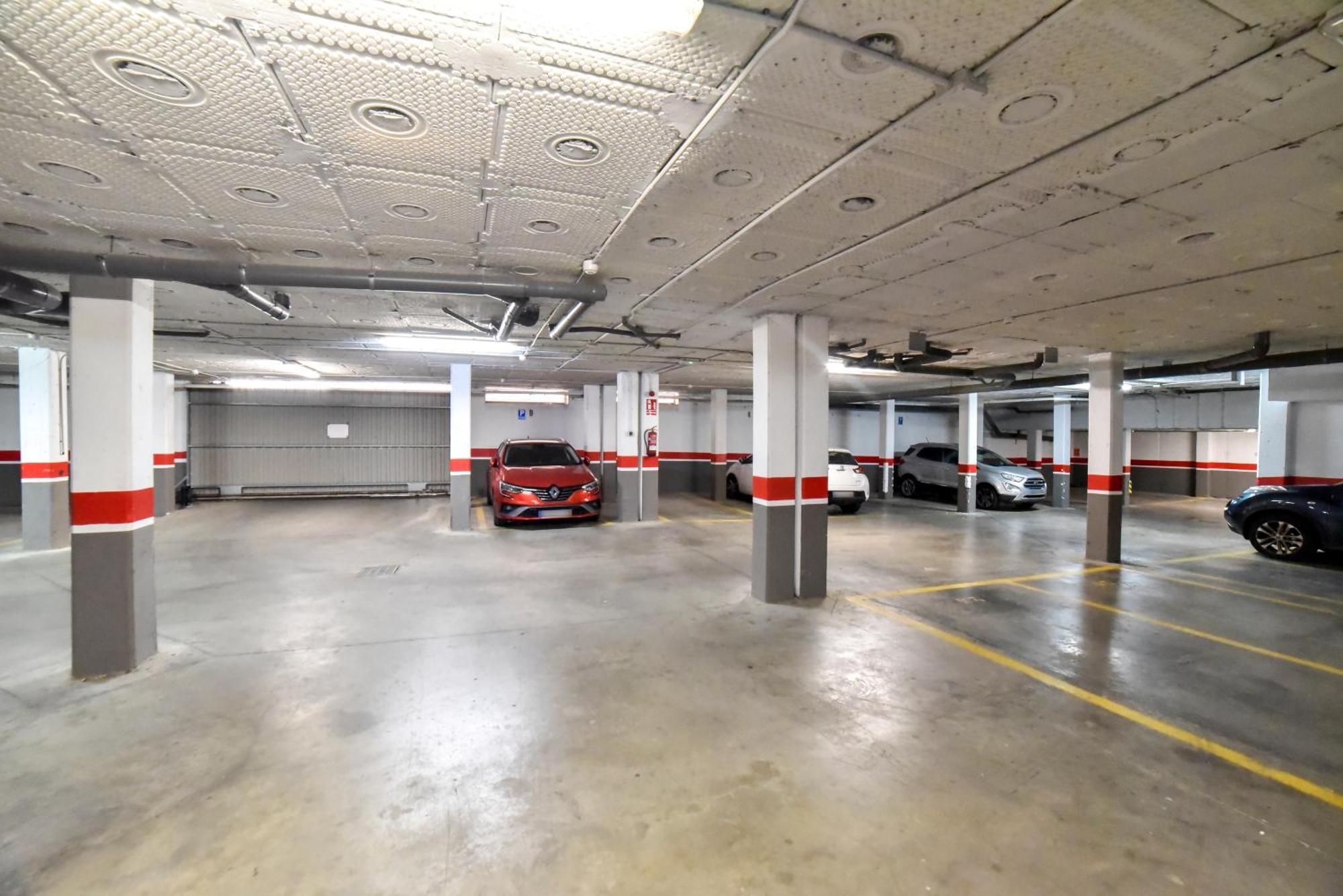 New Premium Apartment - Free Parking & Pools 라알가바 외부 사진